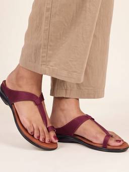 JODYHUB - Women Maroon Sandals