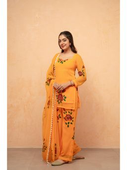 DEASHA INDIA - Kaivya Orange Hand painted Kurti with Pant and Dupatta