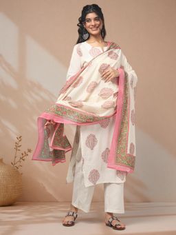 LABEL MAE - Elegant Pink Floral Kurta with Pant and Dupatta