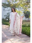 Red color option, Currently selected