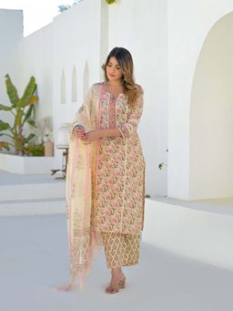 Divena - Cream Embroidered Round Neck Kurta Pant with Dupatta