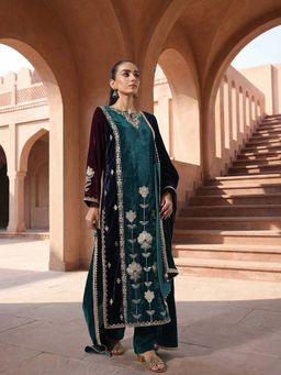 ISHIN - Teal Embroidered Mandarin Neck Kurta Pant with Dupatta