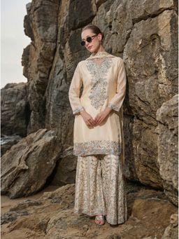 ISHIN - Off White Embroidered V-Neck Kurta Sharara With Dupatta