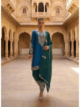 ISHIN - Blue Embroidered Round Neck Kurti Salwar With Dupatta