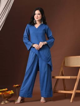 MYSHKA - Blue Embroidered V-Neck Kurti With Pant