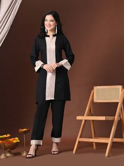 MYSHKA - Black Embroidered Mandarin Neck Kurti With Pant