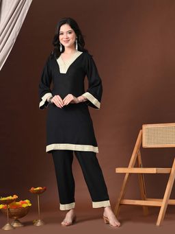 MYSHKA - Black Embroidered V-Neck Kurti With Pant