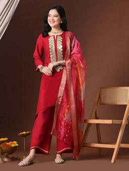 MYSHKA - Red Embellished/Sequined Round Neck Kurta Palazzo With Dupatta