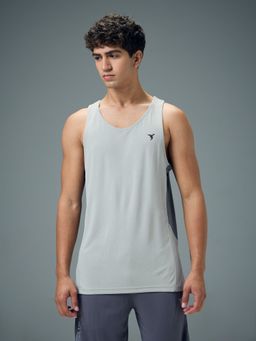 Technosport - Men Solid Slim Fit Scoop Neck Sports Innerwear Vest