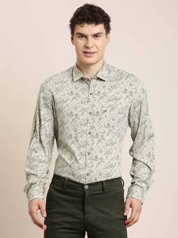 Turtle - Men Slim Fit Printed 100% Rayon Green Casual Shirt