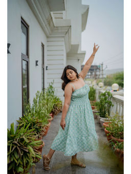 Arthmod - Green Midi Ditsy Dress