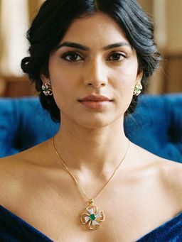 Saraf RS Jewellery - Gold Toned Ad Studded Designer Minimal Floral Jewellery Set