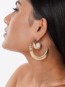 Joker and Witch - Joker & Witch Marine Pearl Gold Earrings