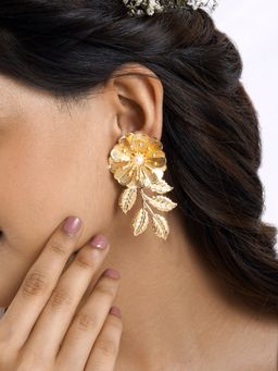 Joker and Witch - Joker & Witch Poinsettia Gold Earrings