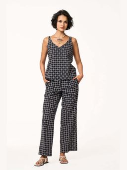 TERRA LUNA - Leah Monogram Blue Printed Top