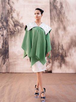 October - Women Green Fern Cape