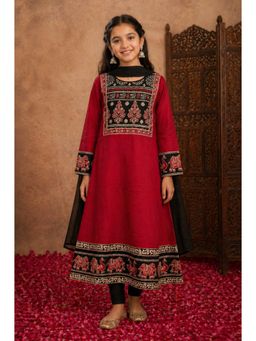 Aarika - Girls Maroon Floral Embroidery Work Kurta