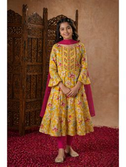 Aarika - Girls Yellow Floral Print Siquine Thread Embroidery Kurta