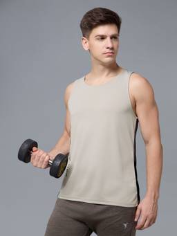 Technosport - Beige Men Colorblock Slim Fit Round Neck Sports Innerwear Vest