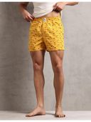 Yellow color option, Currently selected