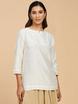 Fabindia - Off White Cotton Silk Chikankari Slim Fit Short Kurta