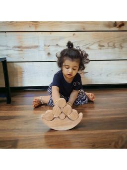 neemtoys - Neem Wooden Moon Balance Set