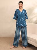 Navy Blue color option, Currently selected