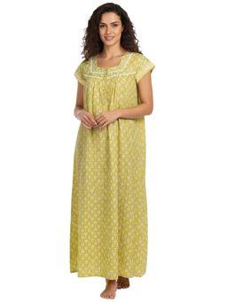 Juliet - Women Printed Green Square Neck Half Sleeves Nightdress