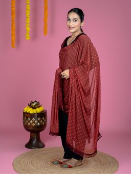 Hella Fashions - Maroon Dew Drops Dupatta