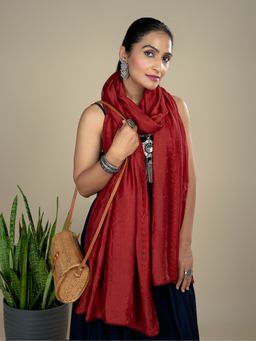 Hella Fashions - Maroon Floral Embroidery Dupatta