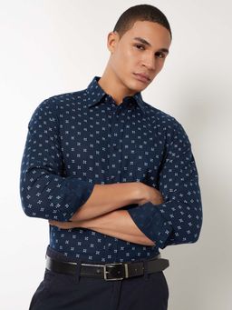 max - Navy Blue Men Printed Slim Fit Shirt