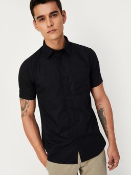 max - Black Men Slim Fit Solid Casual Shirt
