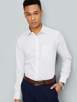 max - White Men Printed Slim Fit Shirt