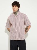 Maroon color option, Sold out, Currently selected
