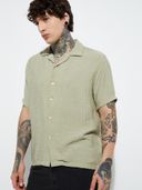 Green color option, Sold out, Currently selected