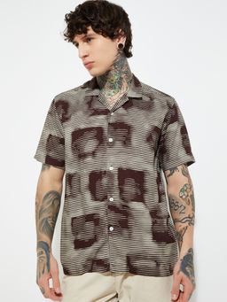 max - Green Men Printed Regular Fit Shirt