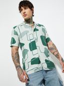 Green color option, Sold out, Currently selected