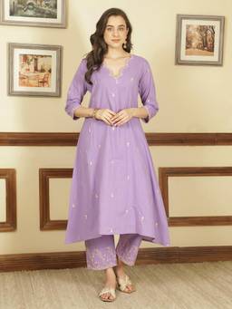 Gahan - Women Pure Cotton Lavender Buti Embroidery A-line Kurta with Pant
