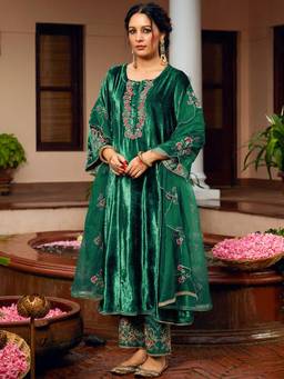 Gahan - Women Floral Embroidered Anarkali Kurta with Pant & Dupatta - Green
