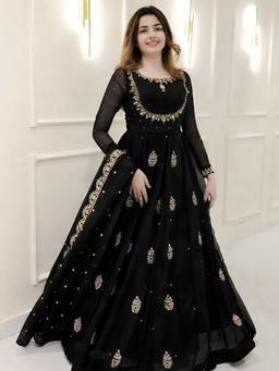 Gahan - Motifs Embroidered Sequinned Anarkali Kurta with Pant & Dupatta - Black