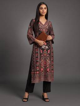 Gahan - Women Black Floral Printed Straight Kurta Paired With Tonal Bottom