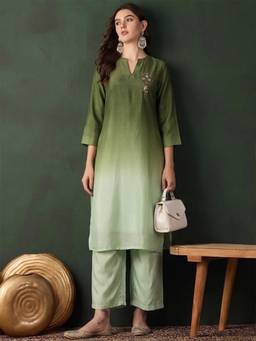 Gahan - Women Mandarin Collar Placement Embroidered Kurta and Pant- Green