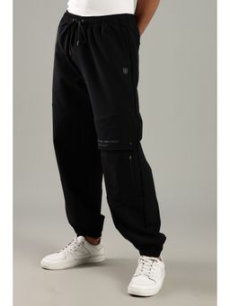DOMIN8 - Men Oversized Black Joggers