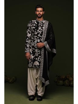 KALPRAAG - Vasu Black Kurta with Salwar & Dupatta