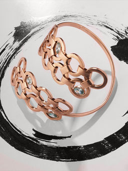 Suhani Pittie - Crystal Serpent Gold And Crystal Hand Cuff