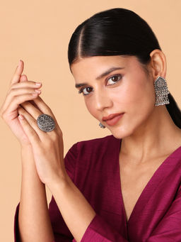 Azai by Nykaa Fashion - Combo of One Silver Danglers and One Elegant Silver Ring