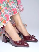 Maroon color option, Currently selected