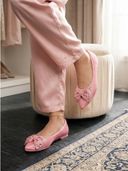 Pink color option, Currently selected