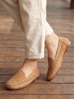 Marc Loire - Women Beige Textured Slip-On Loafers