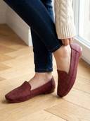 Maroon color option, Currently selected